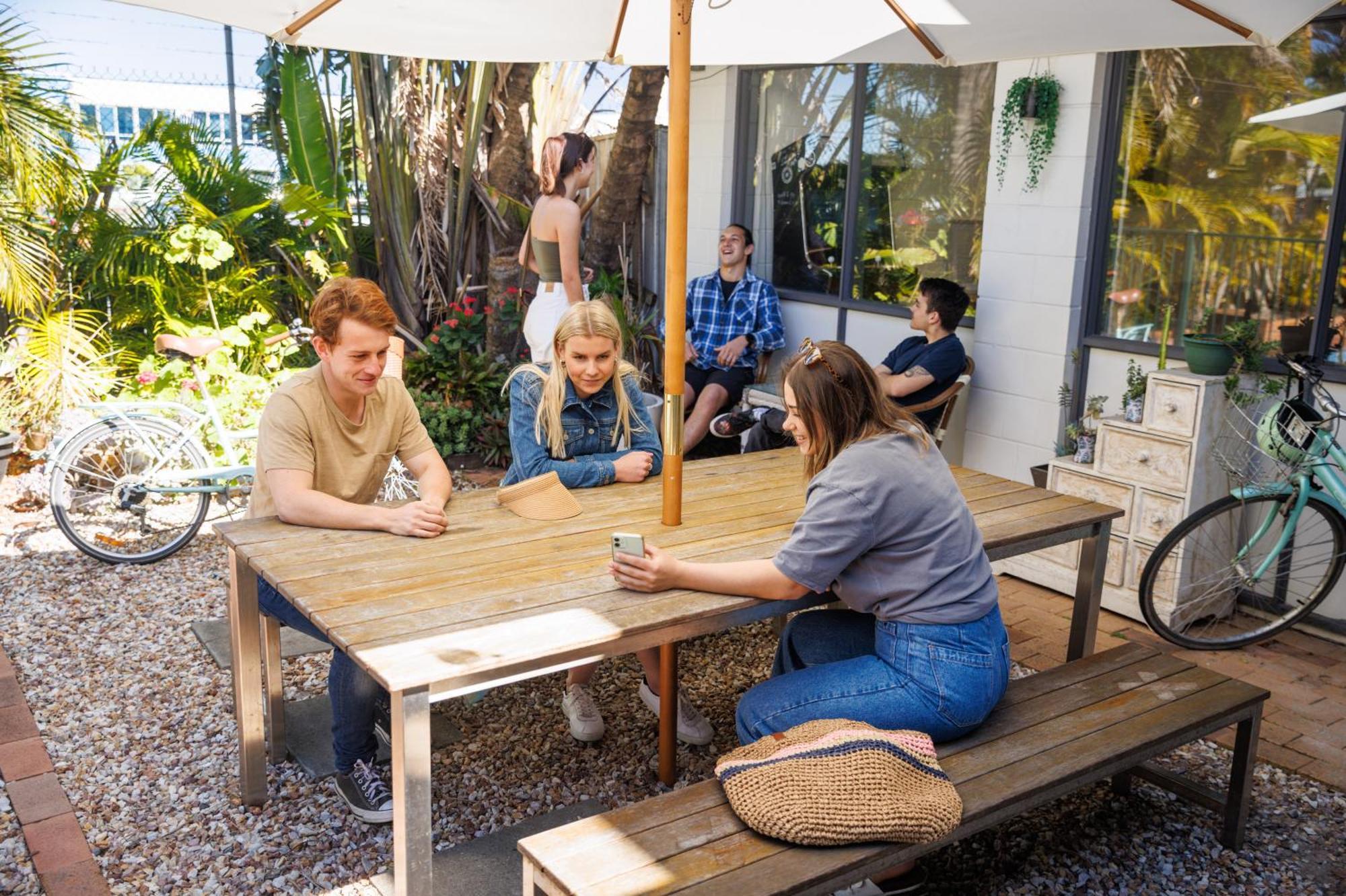 Yha Coolangatta Gold Coast Hostel Kültér fotó