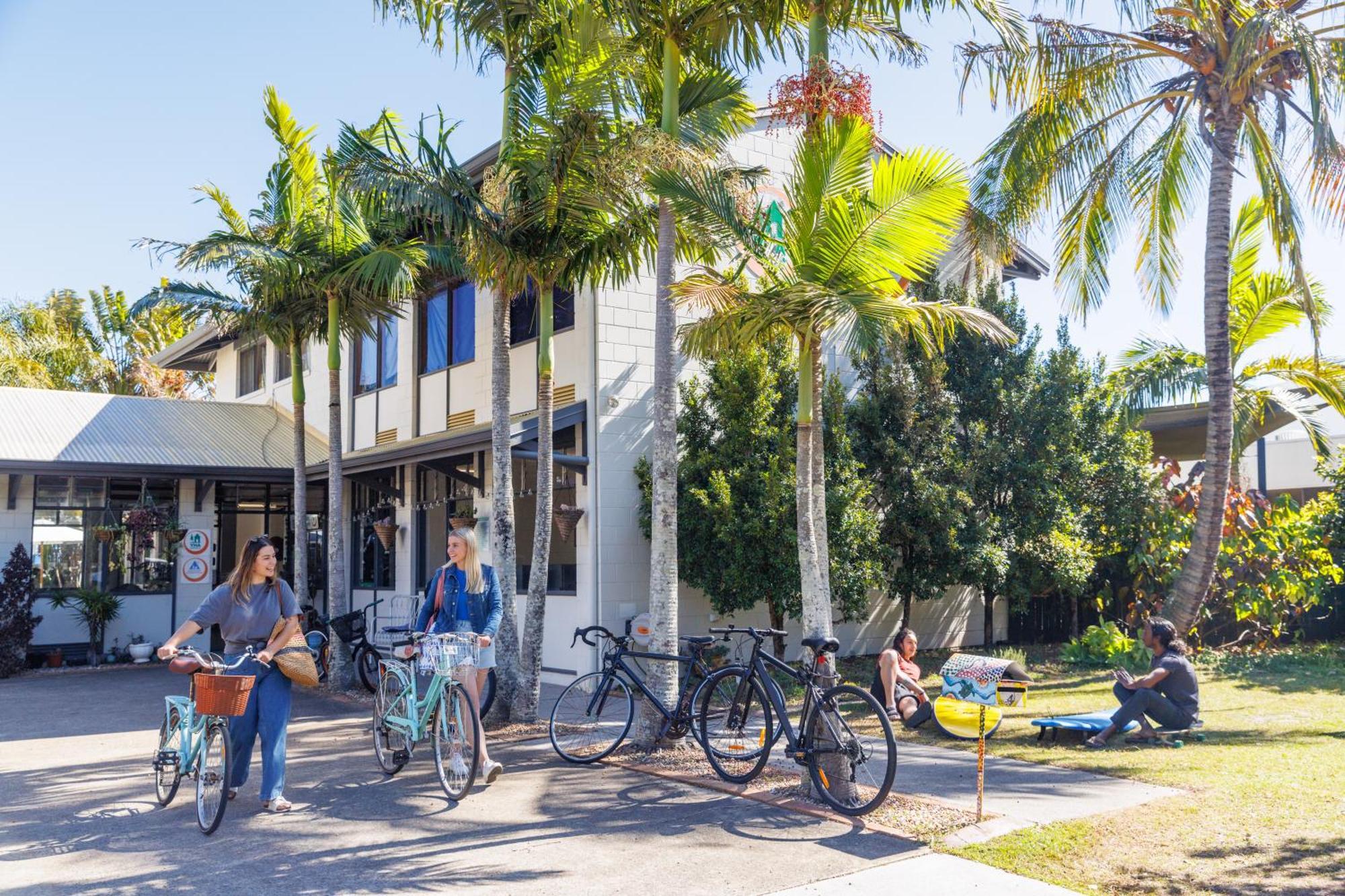 Yha Coolangatta Gold Coast Hostel Kültér fotó