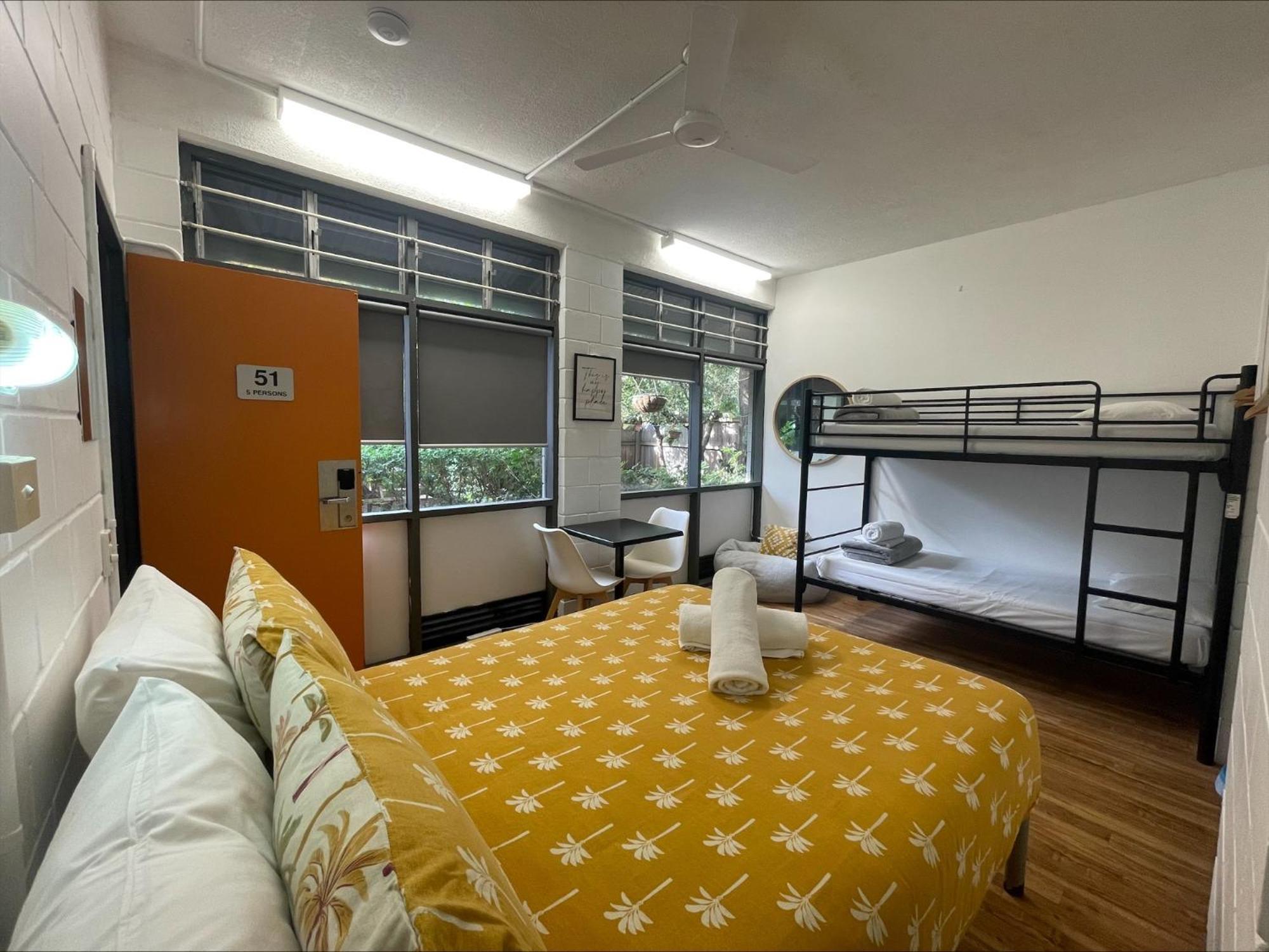 Yha Coolangatta Gold Coast Hostel Kültér fotó