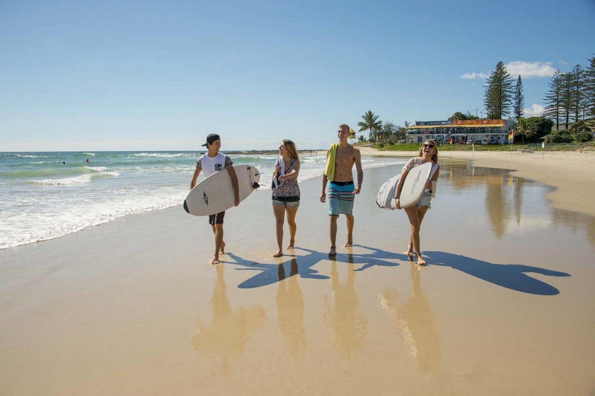 Yha Coolangatta Gold Coast Hostel Kültér fotó